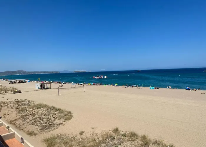 Primera Linea De Mar Apartment *