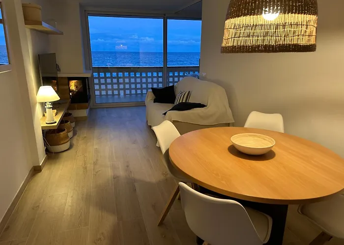 Primera Linea De Mar Apartment Pals