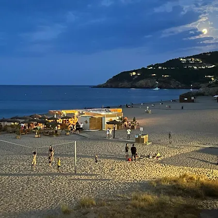 Primera Linea De Mar דירה