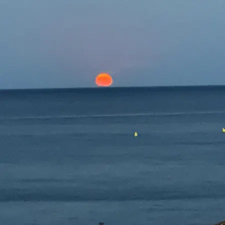Primera Linea De Mar דירה