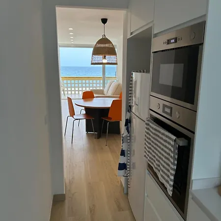 Primera Linea De Mar *